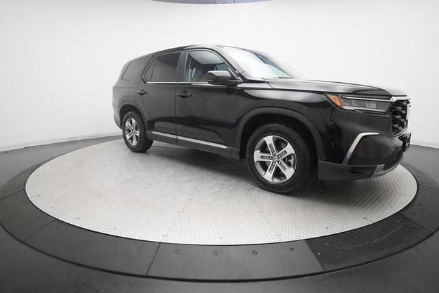 Photo of 2023 Crystal Black Pearl Honda Pilot