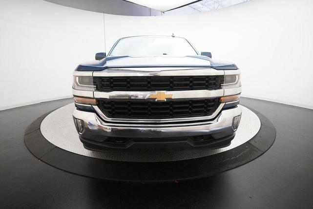 Photo of 2017 Deep Ocean Blue Metallic Chevrolet Silverado 1500
