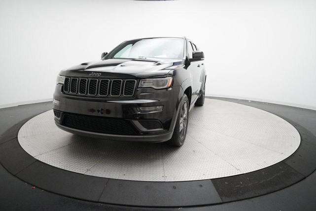 Photo of 2020 Diamond Black Jeep Grand Cherokee