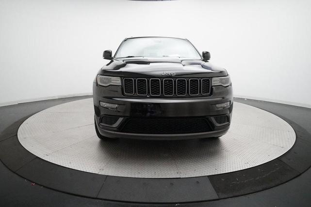 Photo of 2020 Diamond Black Jeep Grand Cherokee