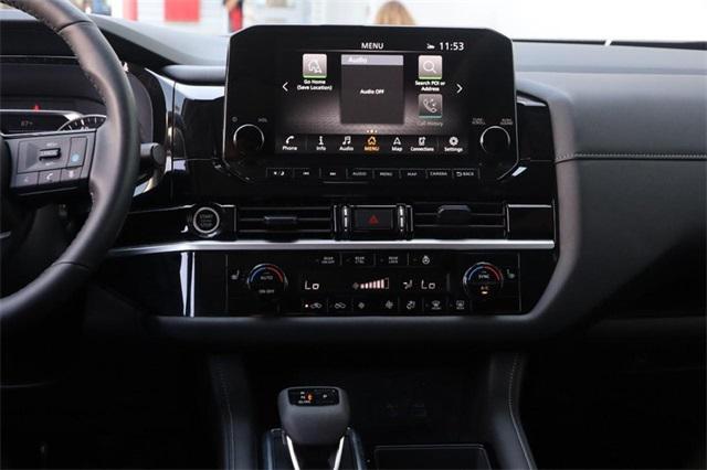 Photo of 2024 Super Black Nissan Pathfinder