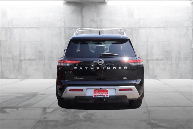 Photo of 2024 Super Black Nissan Pathfinder
