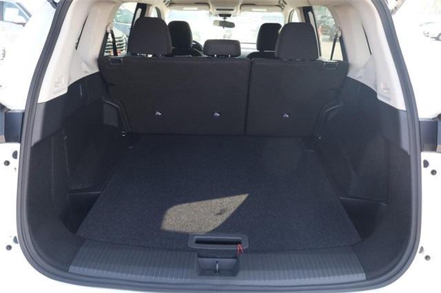 Photo of 2026 Glacier Wh Nissan Rogue