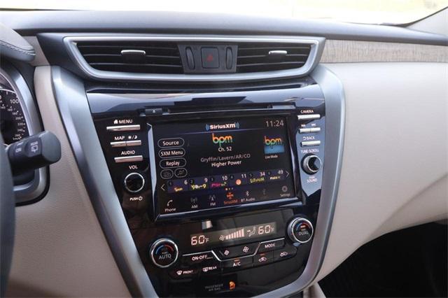 Photo of 2024 Pearl White Nissan Murano
