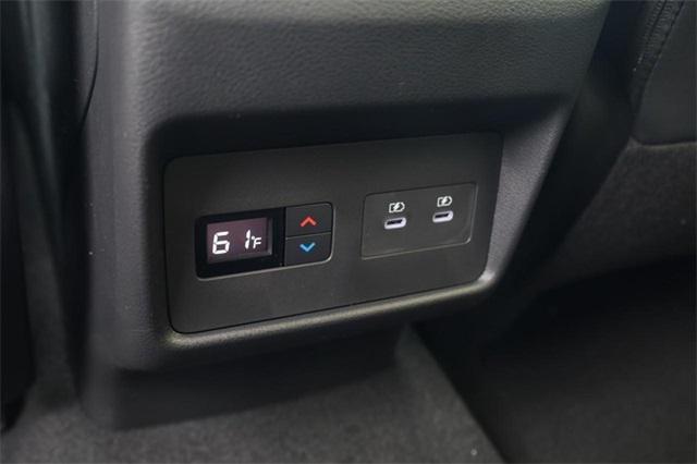 Photo of 2025 Super Black Nissan Rogue