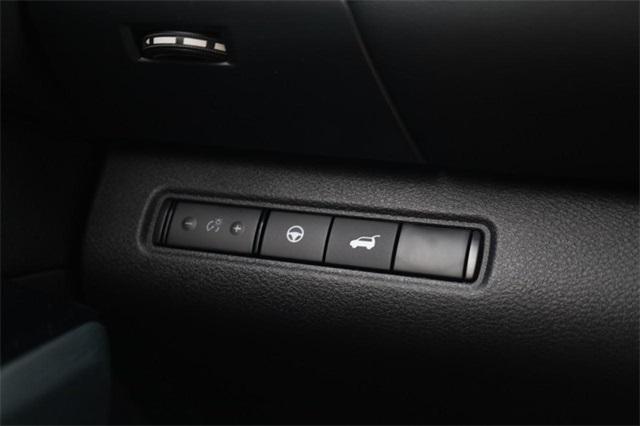 Photo of 2025 Scarlet Nissan Pathfinder