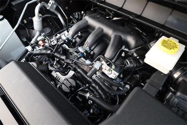 Photo of 2025 Scarlet Nissan Pathfinder