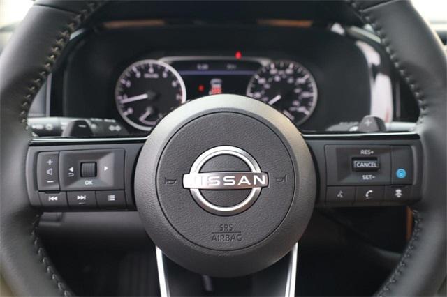 Photo of 2025 Scarlet Nissan Pathfinder