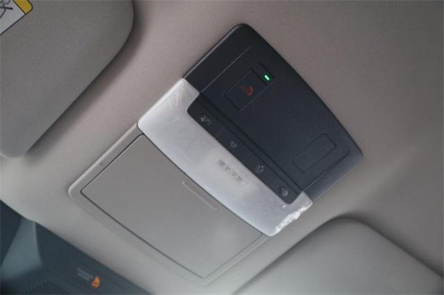 Photo of 2025 Scarlet Nissan Pathfinder