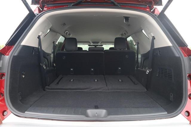 Photo of 2025 Scarlet Nissan Pathfinder
