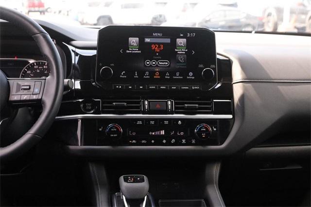 Photo of 2025 Super Black Nissan Pathfinder