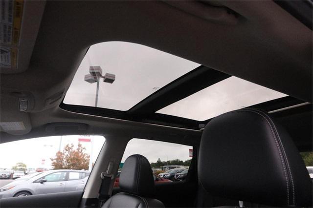 Photo of 2024 Scarlet Nissan Murano