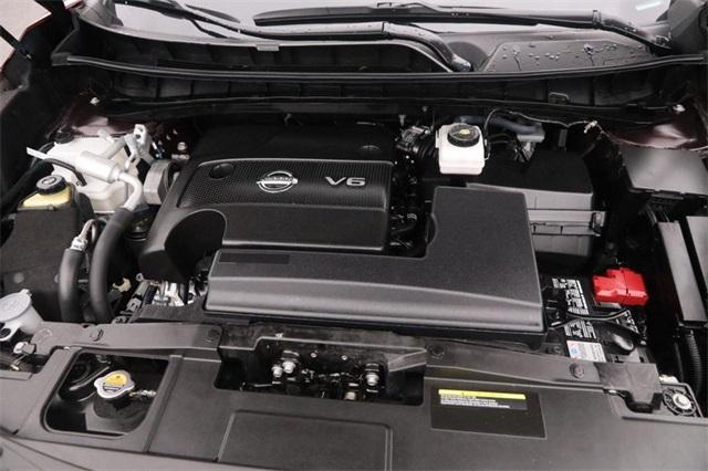 Photo of 2024 Scarlet Nissan Murano