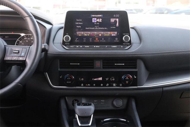 Photo of 2024 Everest White Pearl Nissan Rogue