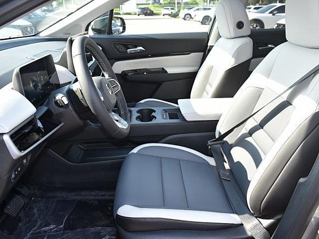 Photo of 2025 Mercury Silver Metallic Honda Prologue