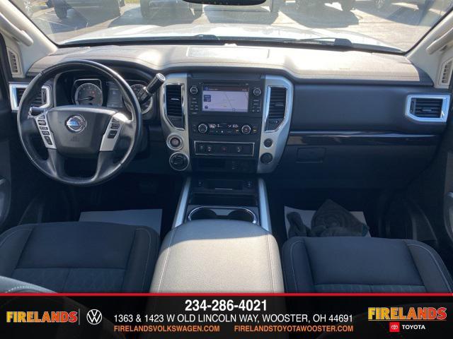 Photo of 2018 Glacier White Nissan Titan