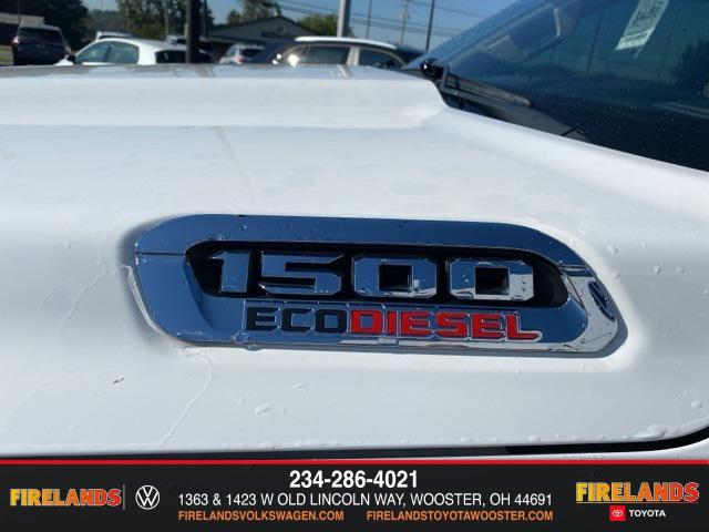 Photo of 2021 Bright White Clearcoat RAM 1500