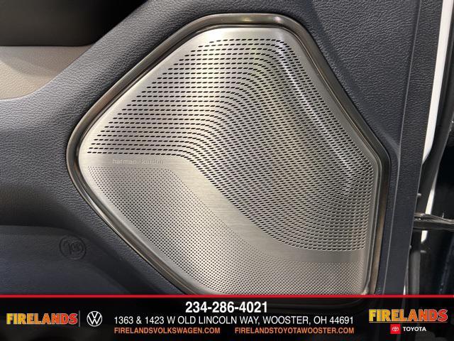 Photo of 2021 Bright White Clearcoat RAM 1500