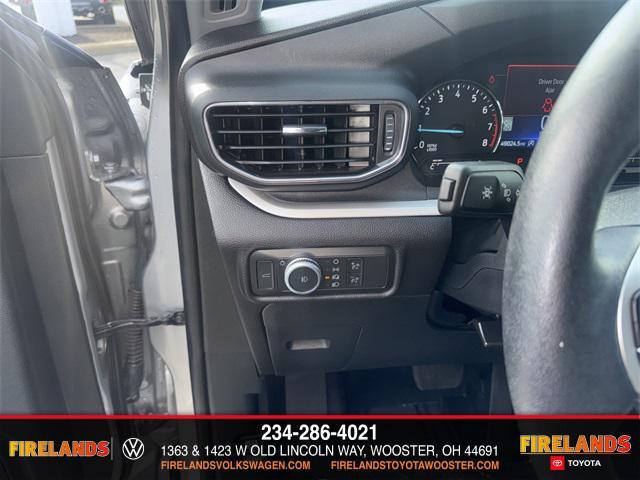 Photo of 2021 Iconic Silver Metallic Ford Explorer