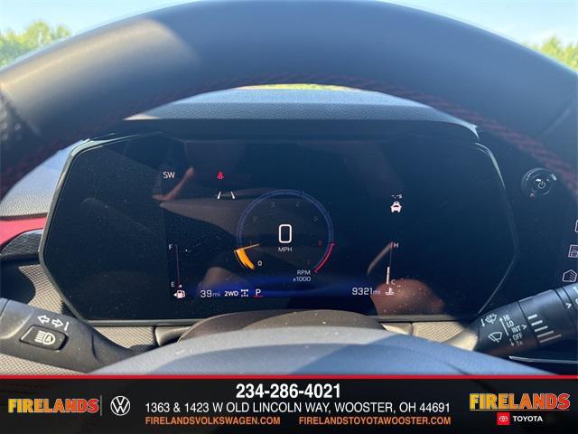 Photo of 2025 Crimson Metallic Chevrolet Trailblazer