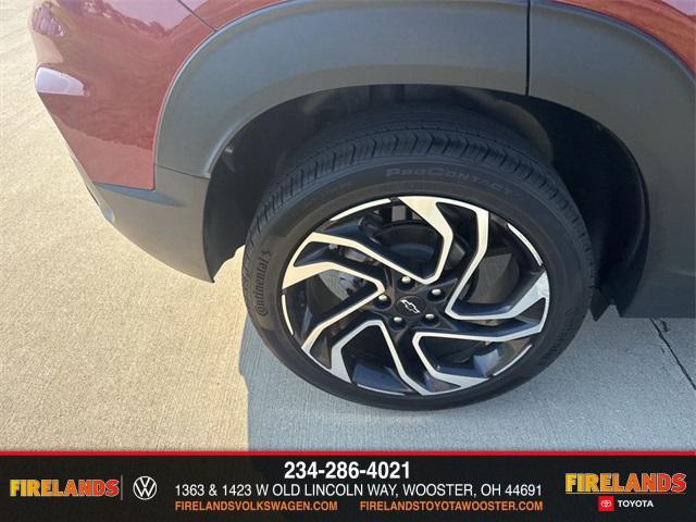 Photo of 2025 Crimson Metallic Chevrolet Trailblazer