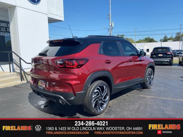 Photo of 2025 Crimson Metallic Chevrolet Trailblazer