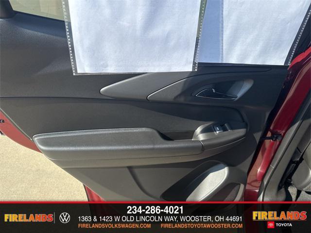 Photo of 2025 Crimson Metallic Chevrolet Trailblazer