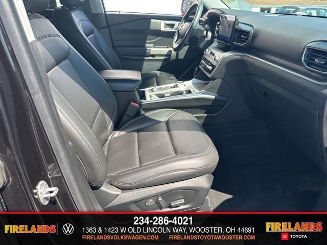 Photo of 2022 Agate Black Metallic Ford Explorer