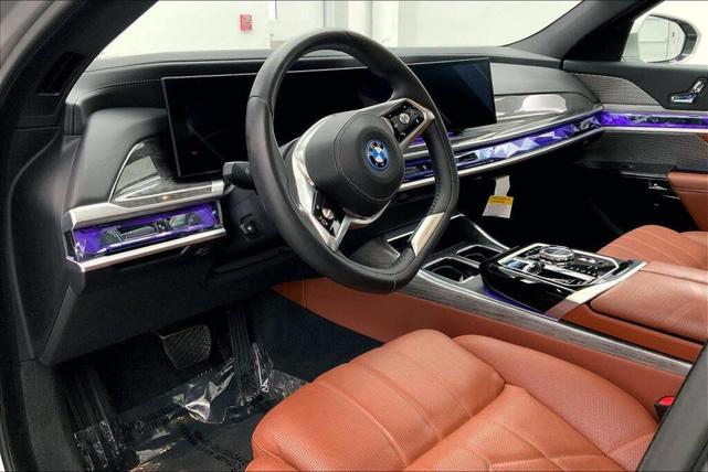 Photo of 2024 Space Silver BMW i7