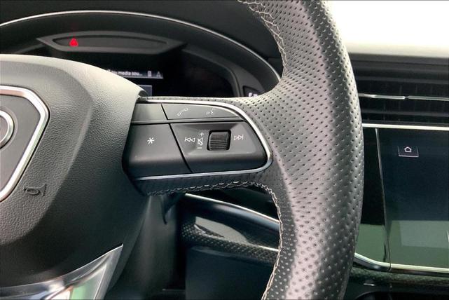 Photo of 2021 Orca Black Metallic Audi SQ8