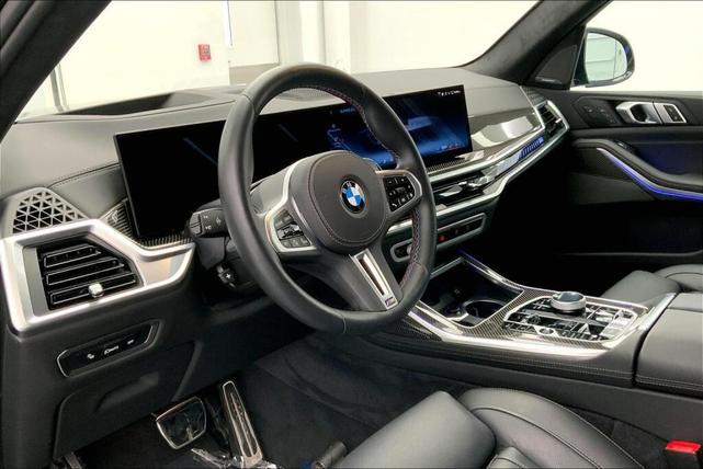 Photo of 2025 Carbon Black Metallic BMW X7