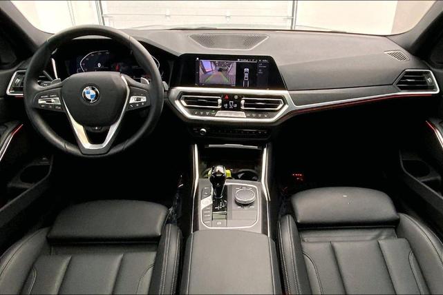 Photo of 2022 Black Sapphire Metallic BMW 330
