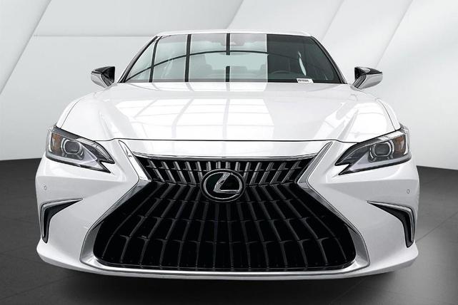 Photo of 2023 Eminent White Pearl Lexus ES 350