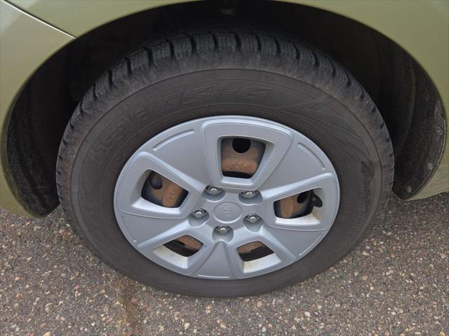 Photo of 2013 Alien Pearl Metallic Kia Soul