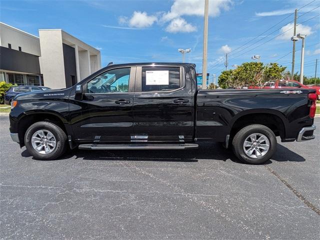 Photo of 2023 Black Chevrolet Silverado 1500