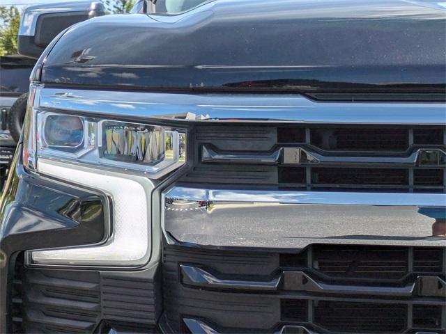 Photo of 2023 Black Chevrolet Silverado 1500