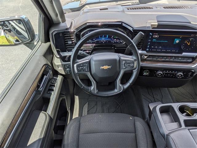 Photo of 2023 Black Chevrolet Silverado 1500