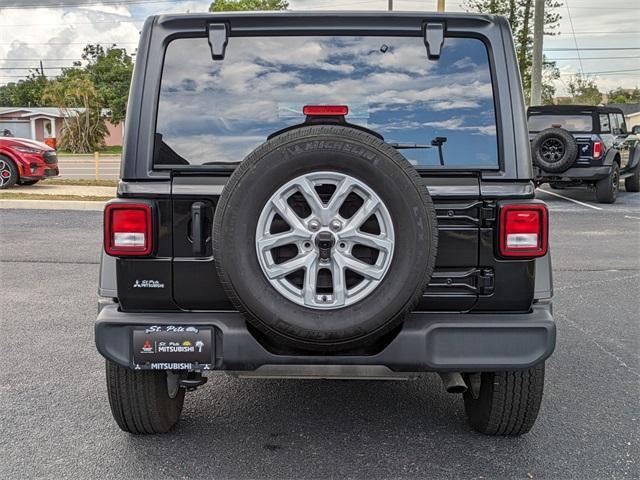 Photo of 2023 Black Clearcoat Jeep Wrangler