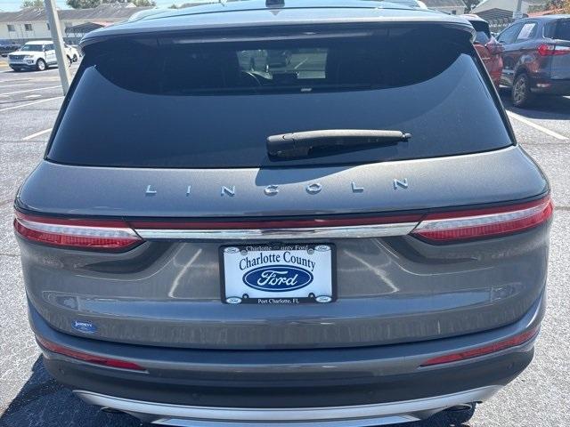 Photo of 2022 Metallic Lincoln Corsair
