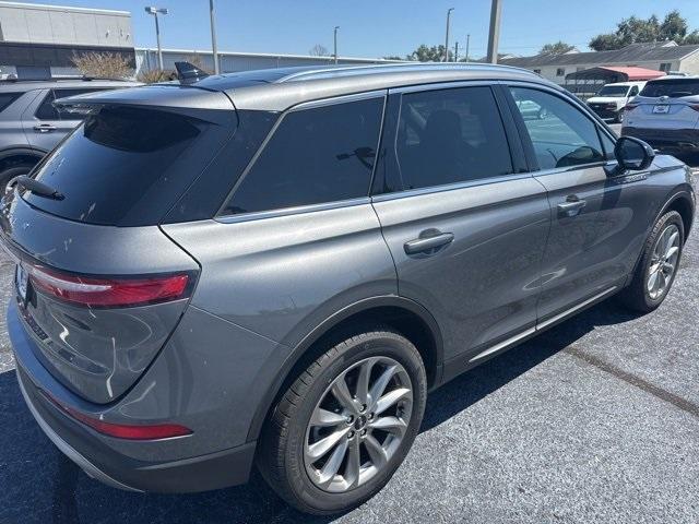 Photo of 2022 Metallic Lincoln Corsair