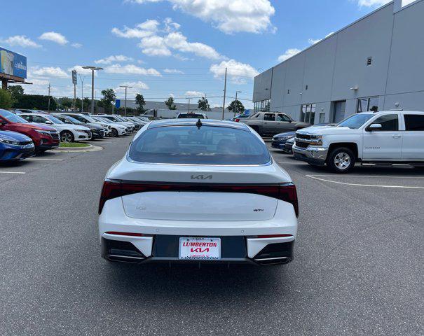 Photo of 2025 Snow White Pearl Kia K5