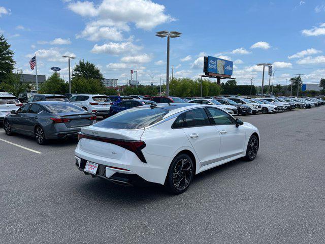 Photo of 2025 Snow White Pearl Kia K5