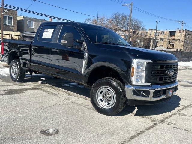 Photo of 2024 Agate Black Metallic Ford F-350