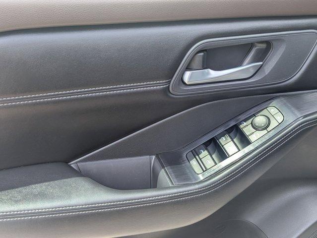 Photo of 2022 Gun Metallic Nissan Rogue