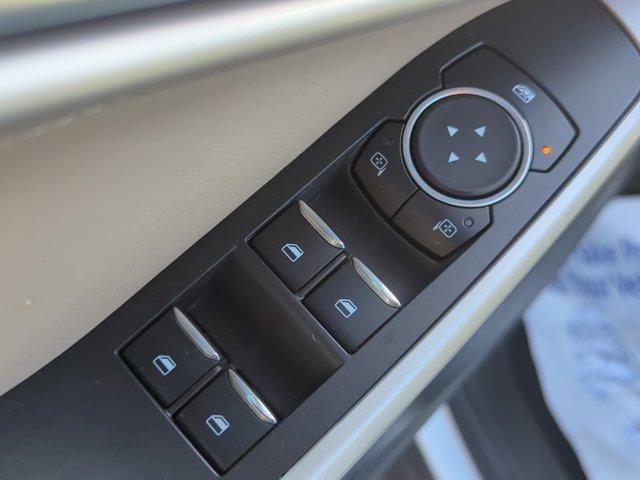 Photo of 2024 Oxford White Ford Explorer