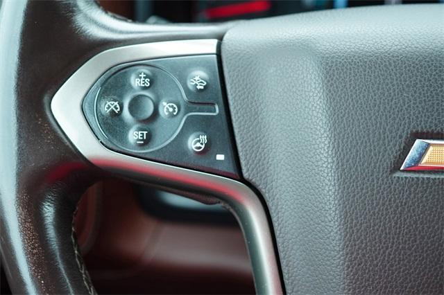 Photo of 2016 Iridescent Pearl Tricoat Chevrolet Silverado 1500