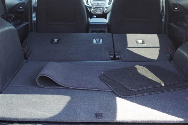 Photo of 2019 Sandy Ridge Metallic Chevrolet Equinox