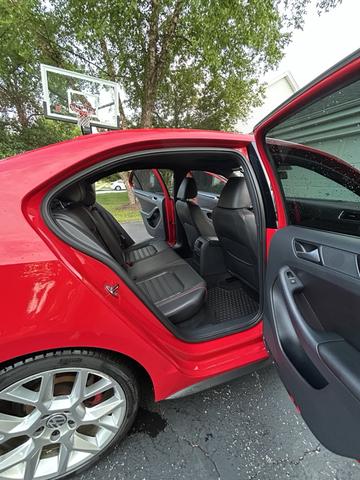 Photo of 2014 Red Volkswagen Jetta