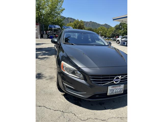 Photo of 2014 Gray Volvo S60