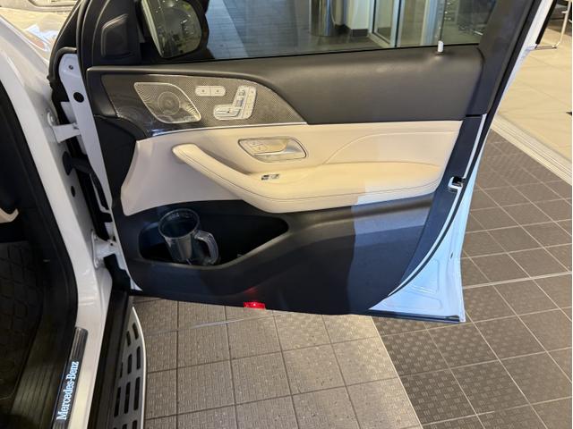 Photo of 2021 White Mercedes-Benz GLS 450